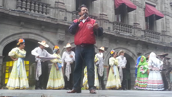 Continúan poblanos en lucha nacional