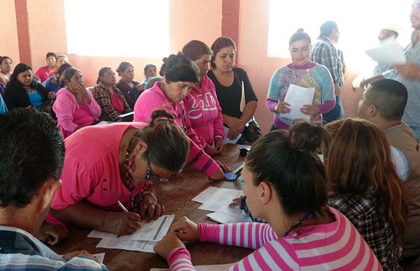 Campesinos antorchistas tendrán empleo temporal