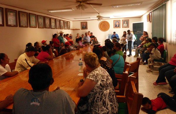 Logran servicios eléctricos para la colonia Heroinas Mexicanas 