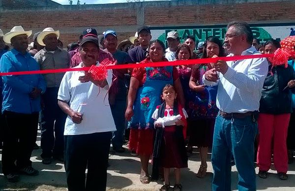 Inaugura Antorcha obras por más de 3 mdp