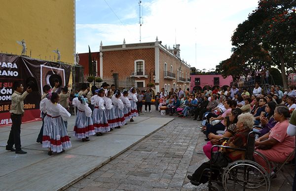 Continúan actos culturales de protesta en Atlixco  