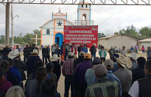 Logra Antorcha acciones de vivienda rural para familias de Zapotitlán Tablas