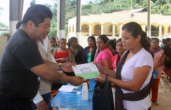 Entregarán pantallas en Huitzilan