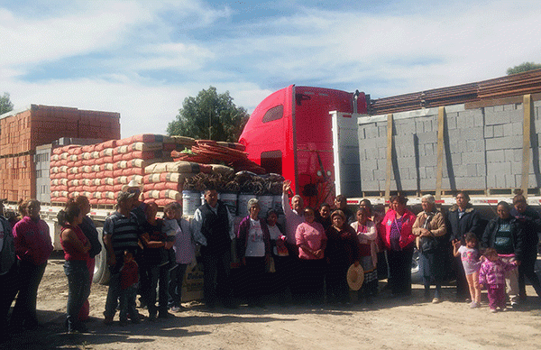 Antorcha Campesina beneficia a gente pobre de Galeana