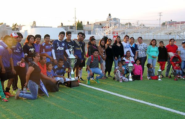 Antorcha festeja con deporte