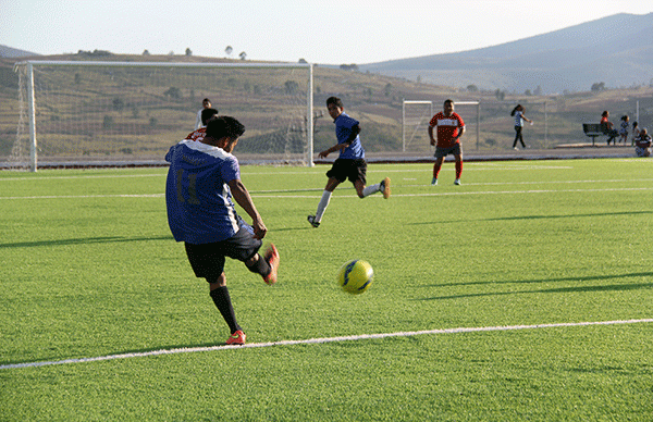 Arranca escuela de futbol antorchista