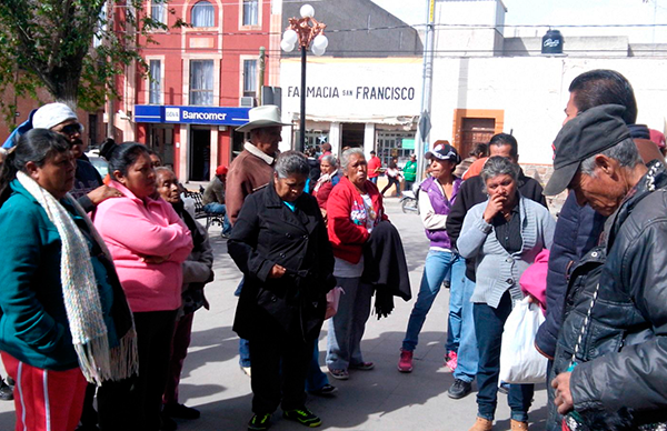 Niega alcalde apoyo a adultos mayores en Salinas de Hidalgo