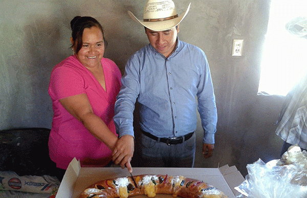 Festejan Antorchistas de Tula el día Reyes