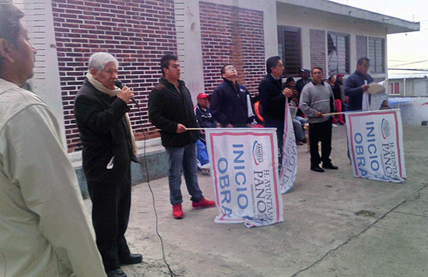 Se inician trabajos de rehabilitación de auditorio en Santa Cruz Techachalco