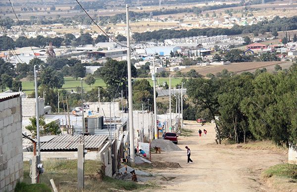 Logra Antorcha alumbrado público en Amozoc