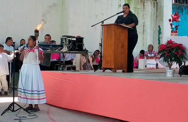 Familias indígenas refrendan su decisión para que gobierne Antorcha en Huehuetla