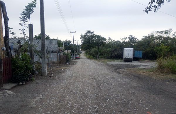 Piden pavimentación en camino de la colonia La municipal