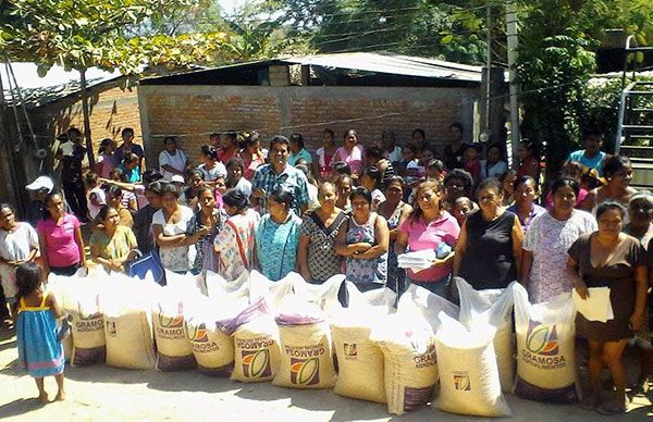 Logra Antorcha apoyos agroalimentarios para familias de Ometepec