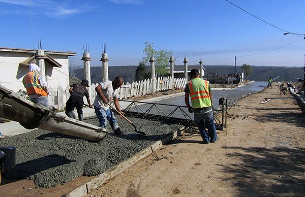 Avanzan obras de pavimentación del bulevar Emiliano Zapata