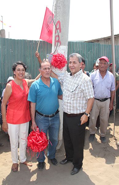 Inaugura Antorcha ampliación de red eléctrica en colonia del Puerto de Veracruz