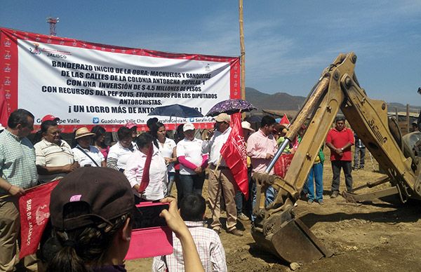 Inicia obra de urbanización en colonia Antorcha Popular 1 de Ciudad Guzmán