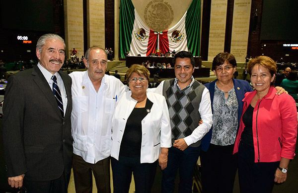 Propone Juan Celis que energía eléctrica sea derecho fundamental