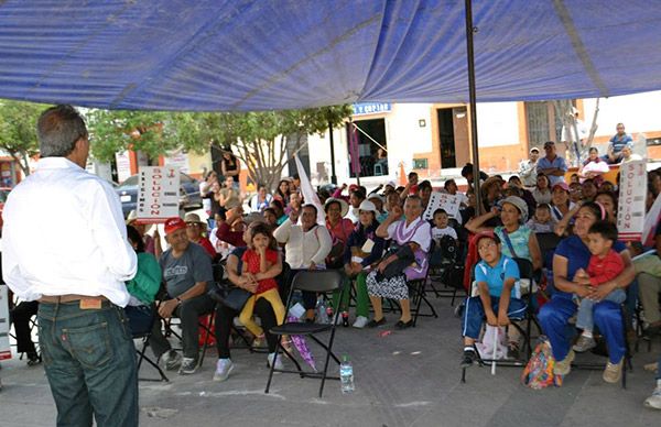 Antorchistas demandan cumplir compromisos a Ochoa Valencia