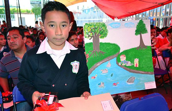 Premian a ganadores del concurso Agua y Trabajos en Chimalhuacán