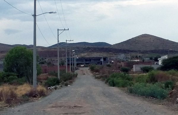 Logran iluminación eléctrica para antorchistas de colonia  Jorge Obispo en Guadalupe