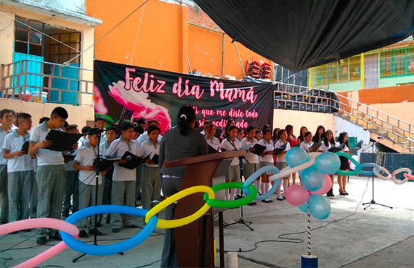 En la CDMX continúan los festejos por el día de la madre