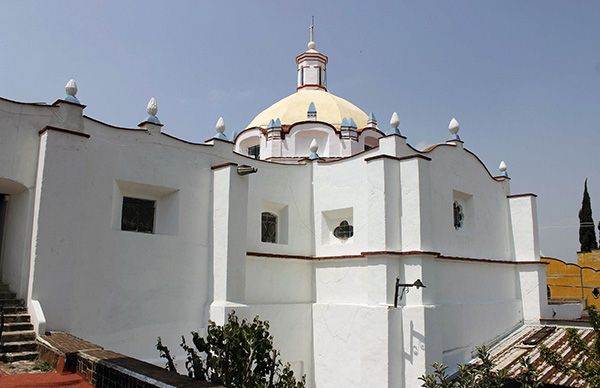 Continúa restauración en parroquia de San Diego