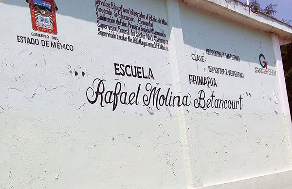 Antorcha logra construcción de techumbre en la escuela primaria Rafael Molina Betancourt