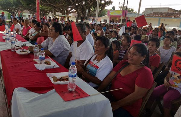 Antorcha Festeja la Creación del Centro de Educación Básica (CEBECH)