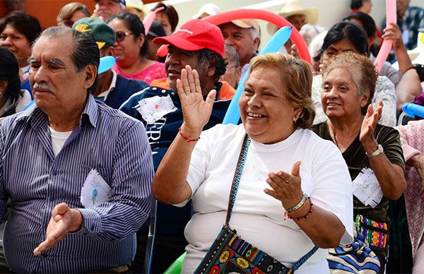 Celebra primer grupo antorchista sus 30 años