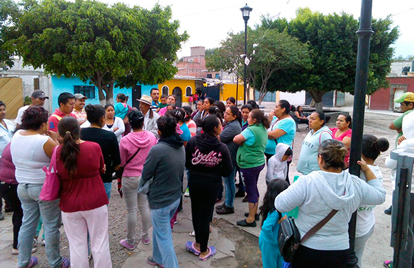 Exigen familias antorchistas  a autoridades educativas dar acceso  a escuelas a sus hijos 