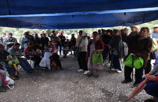 Campesinos se manifiestan en Sedarh por incumplimiento del pago del seguro agrícola catastrófico.