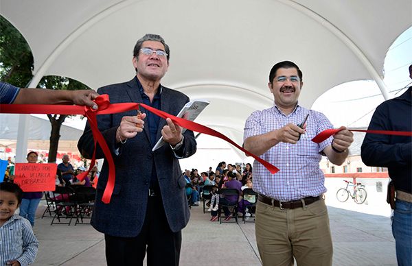 Habitantes de la resurrección celebran instalación de sombra parroquial   