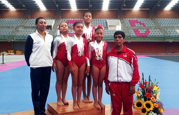 Triunfa Club Deportivo Espartaco de Antorcha en Campeonato Regional de Gimnasia 2016