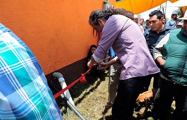 Antorcha inaugura obra de bombeo con festín cultural