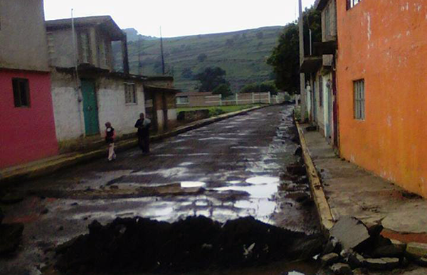 Inician trabajos para la pavimentación de camino que comunicará a Tenango y Joquicingo