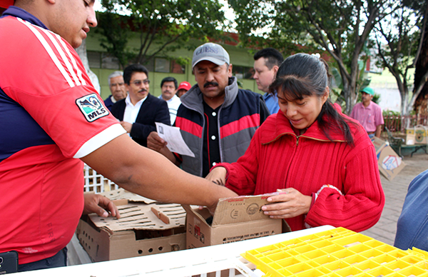 Apoyo a la ciudadanía con el programa Aves de Traspatio