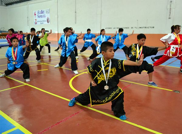 Siguen los triunfos de atletas chimalhuacanos