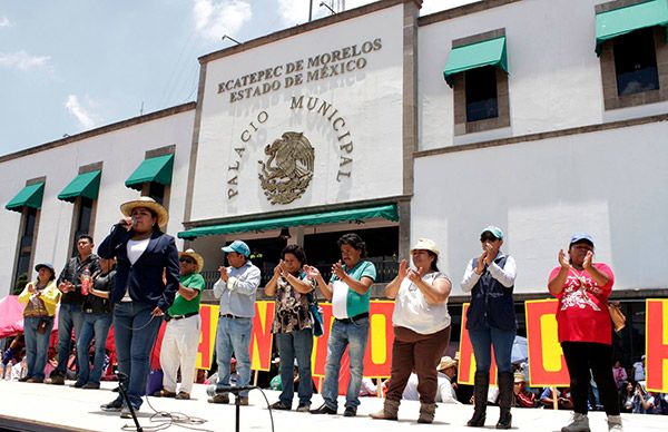 En Ecatepec exigen solución a sus demandas