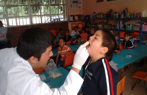 Escuelas libres de caries en el municipio de Armadillo de los Infante