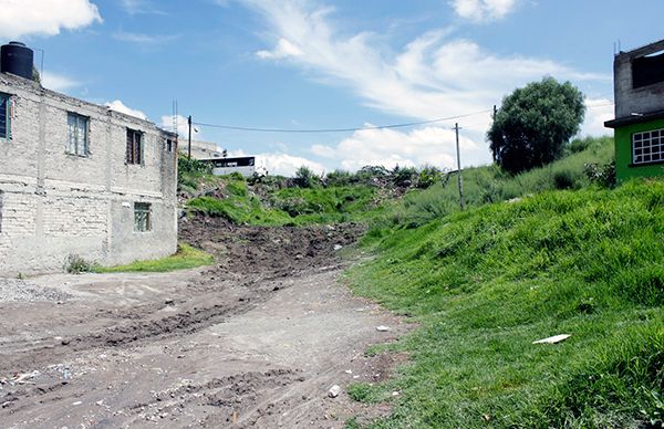 Agua y pavimentación para la calle Pocitos