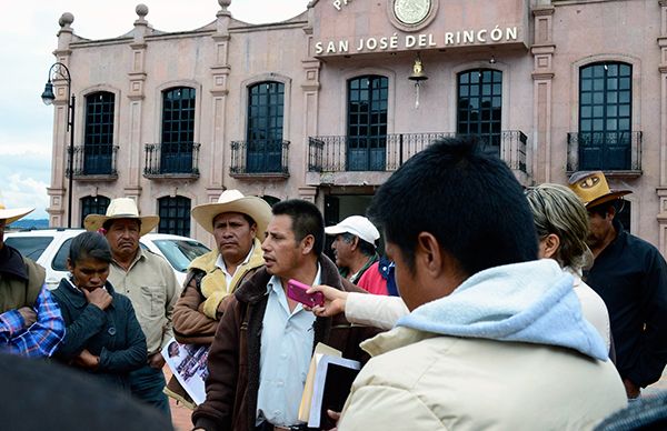 Edil de San José del Rincón evade compromisos con sus gobernados