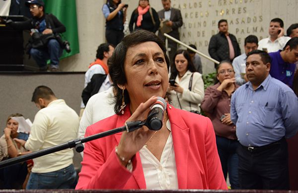 Diputada antorchista pide a la SEV sancionar escuelas que condicionen  inscripción de alumnos