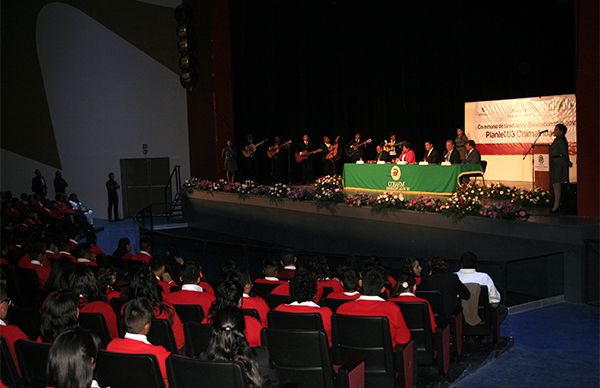 Concluyen estudios de preparatoria