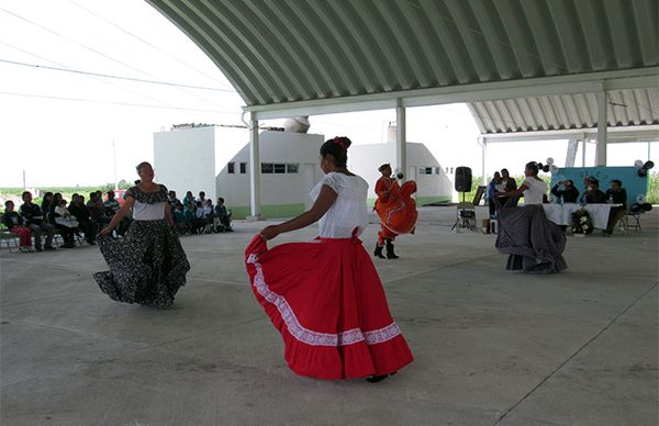 Con evento cultural cierran ciclo escolar