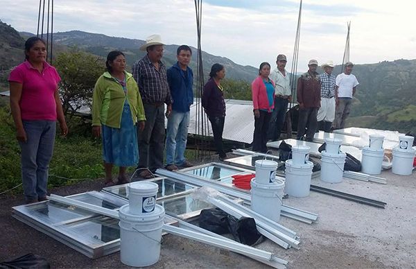 Llega más material para vivienda a la colonia Buena Vista de Zapotitlán Tablas