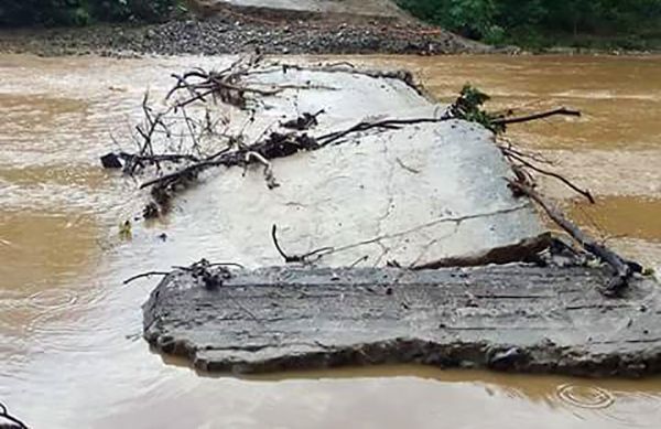 Obra carretera provoca incomunicación en Villa Purificación