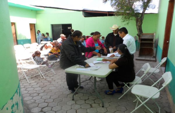 Todo un éxito la campaña de enmiendas en Santo Domingo