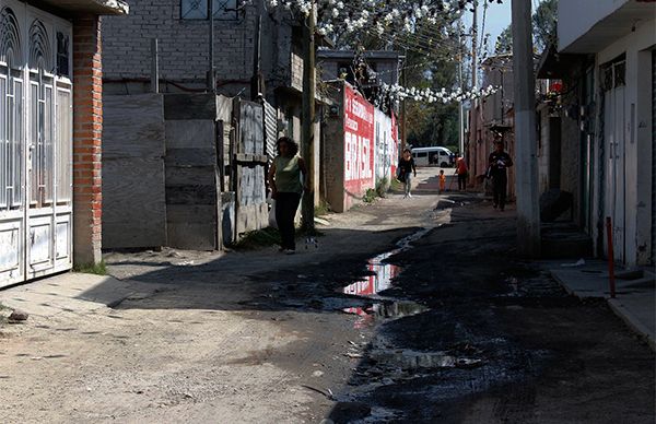 Padecen texcocanos enfermedades por falta de drenajes sanitarios