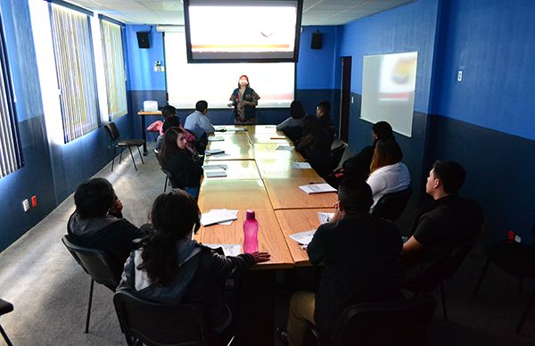 CUCh imparte curso de preparación para la UNAM