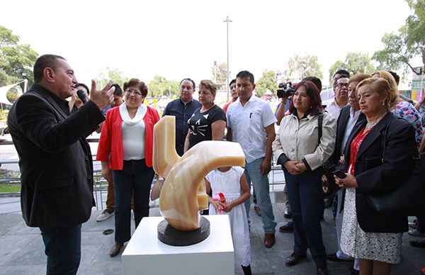 Traslúcida exposición de artista chimalhuacano